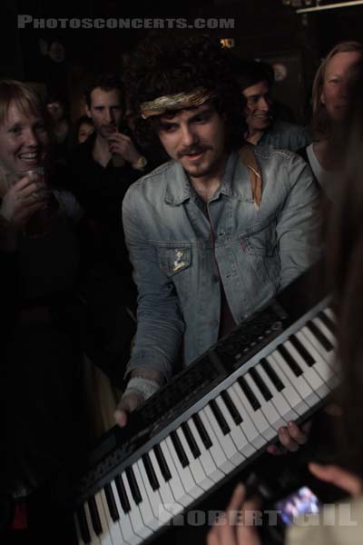 FRENCH HORN REBELLION - 2010-05-18 - PARIS - Point Ephemere - 